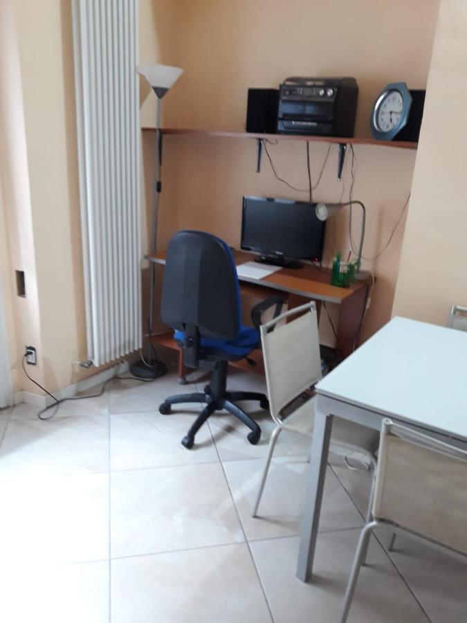 Apartmán Monolocale Soana Turín Exteriér fotografie